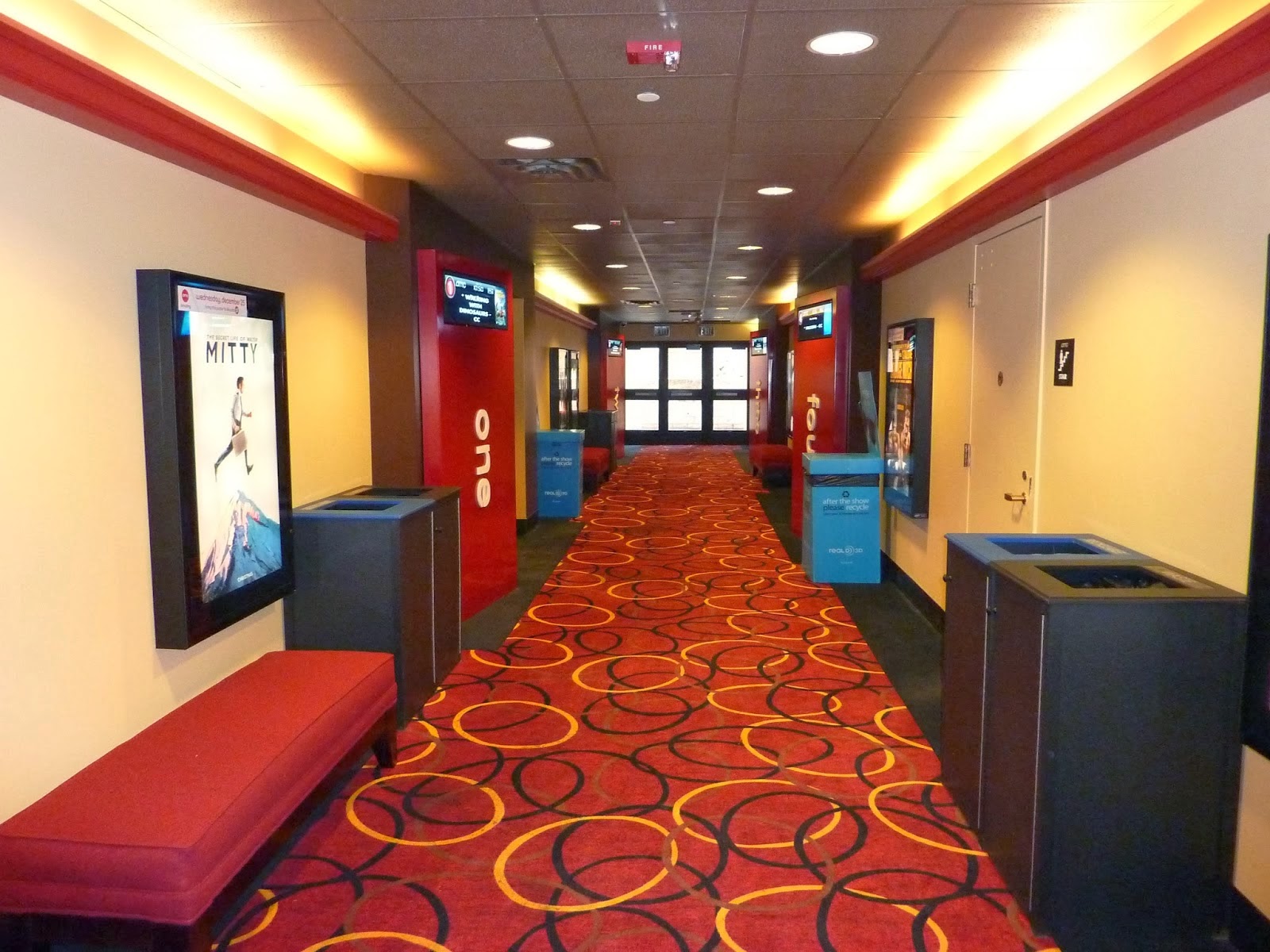 la mirada 7 movie times